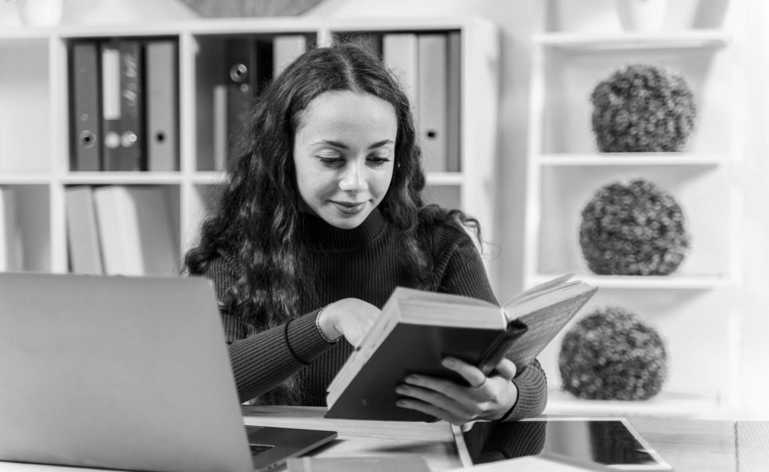 Analyse collaborative de données financières lors d'un atelier pratique